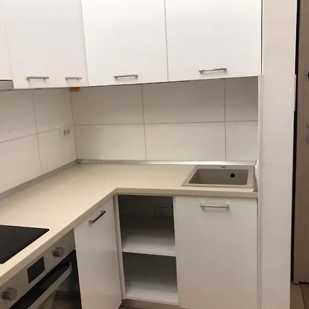 Aprent Apartman